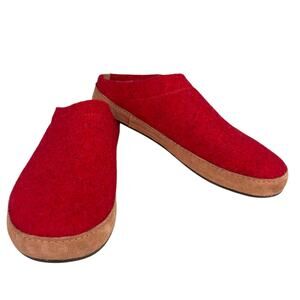 OluKai Hāmani Hulu Men’s Wool Mule Slipper 11 Scarlet